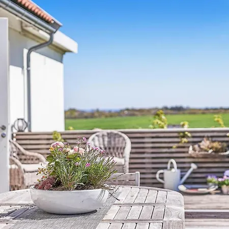 Beautiful In W/ 4 Bedrooms Сasa de vacaciones Allinge-Sandvig